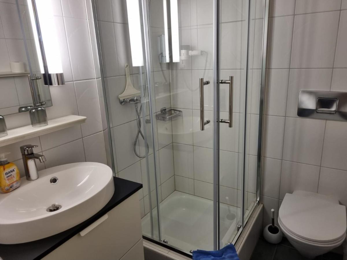 Priv. Apartment Bei Swiss Holiday Park Morschach Kültér fotó